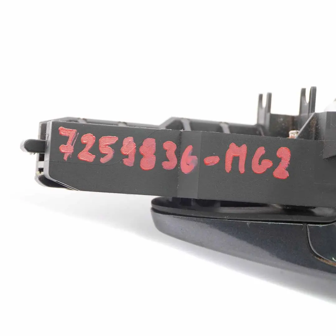 Maniglia porta BMW F30 F31 posteriore sinistra esterna Mineralgrau - B39 per con numero di parte 7259836 Maniglia porta BMW F30 F31 posteriore sinistra esterna Mineralgrau - B39 - SKU 7259836-MG2 - Numero di parte 7259836