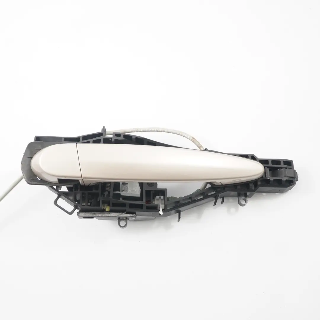 Tirador Puerta BMW F30 F31 Agarre Trasero Derecho Exterior Orion Plata A92 para con número de pieza 7259836 Tirador Puerta BMW F30 F31 Agarre Trasero Derecho Exterior Orion Plata A92 - SKU 7259836-ORION - Número de pieza 7259836