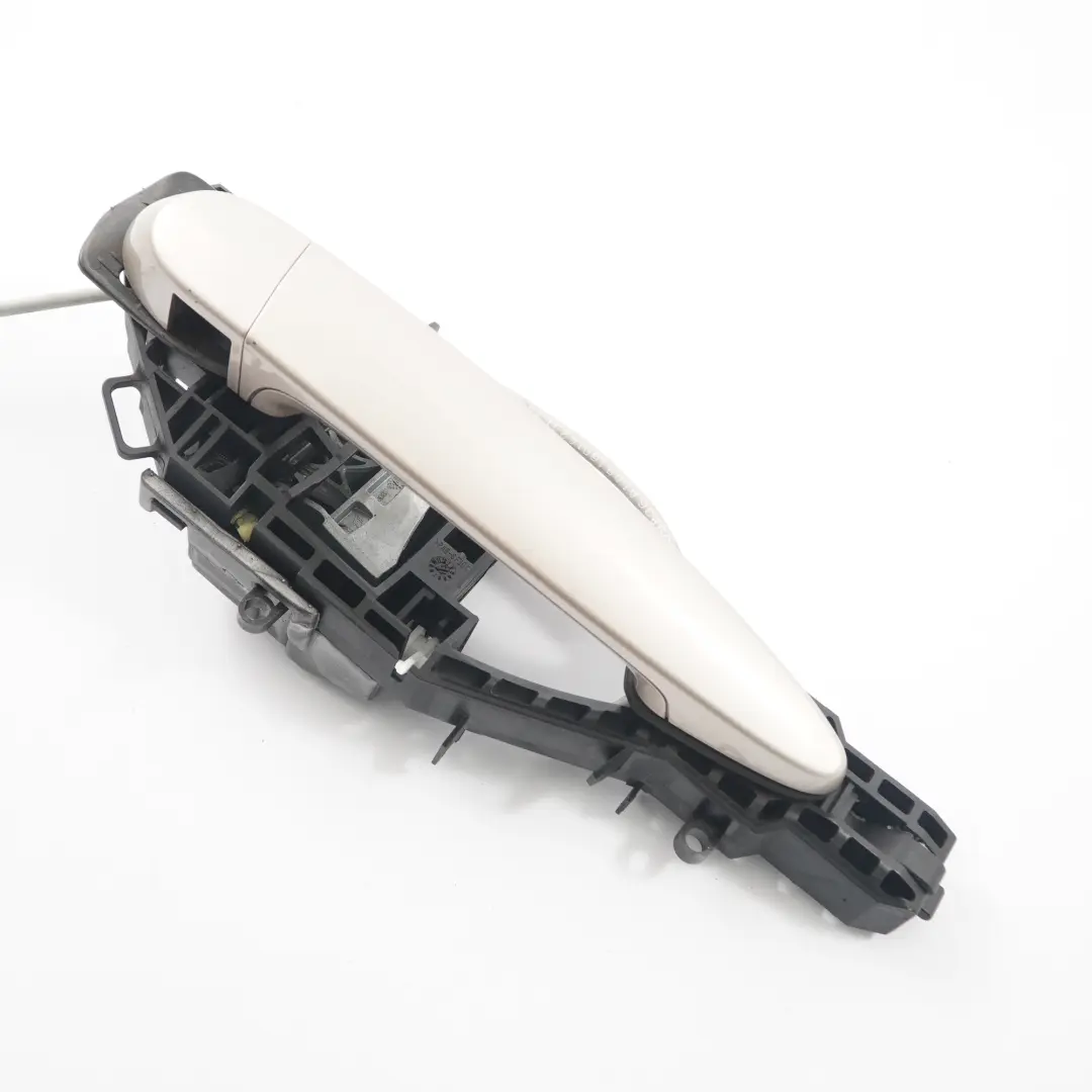  Tirador Puerta BMW F30 F31 Agarre Trasero Derecho Exterior Orion Plata A92 - SKU 7259836-ORION - Número de pieza 7259836