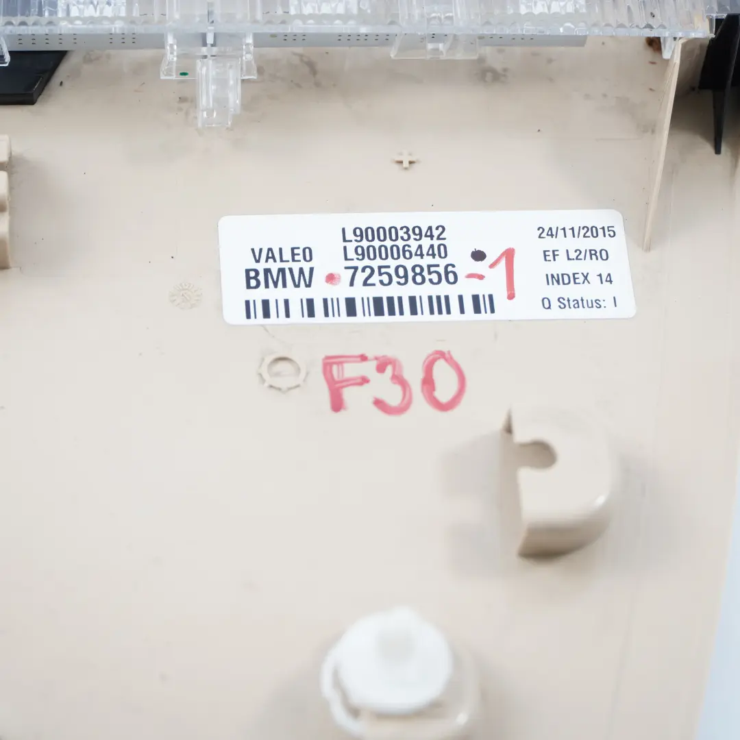 Trzecie Światło Stopu Osłona Lampka Światło Oyster do BMW F30 o numerze 7259856 BMW F30 Trzecie Światło Stopu Osłona Lampka Światło Oyster - SKU 7259856-1 - Numer Części 7259856