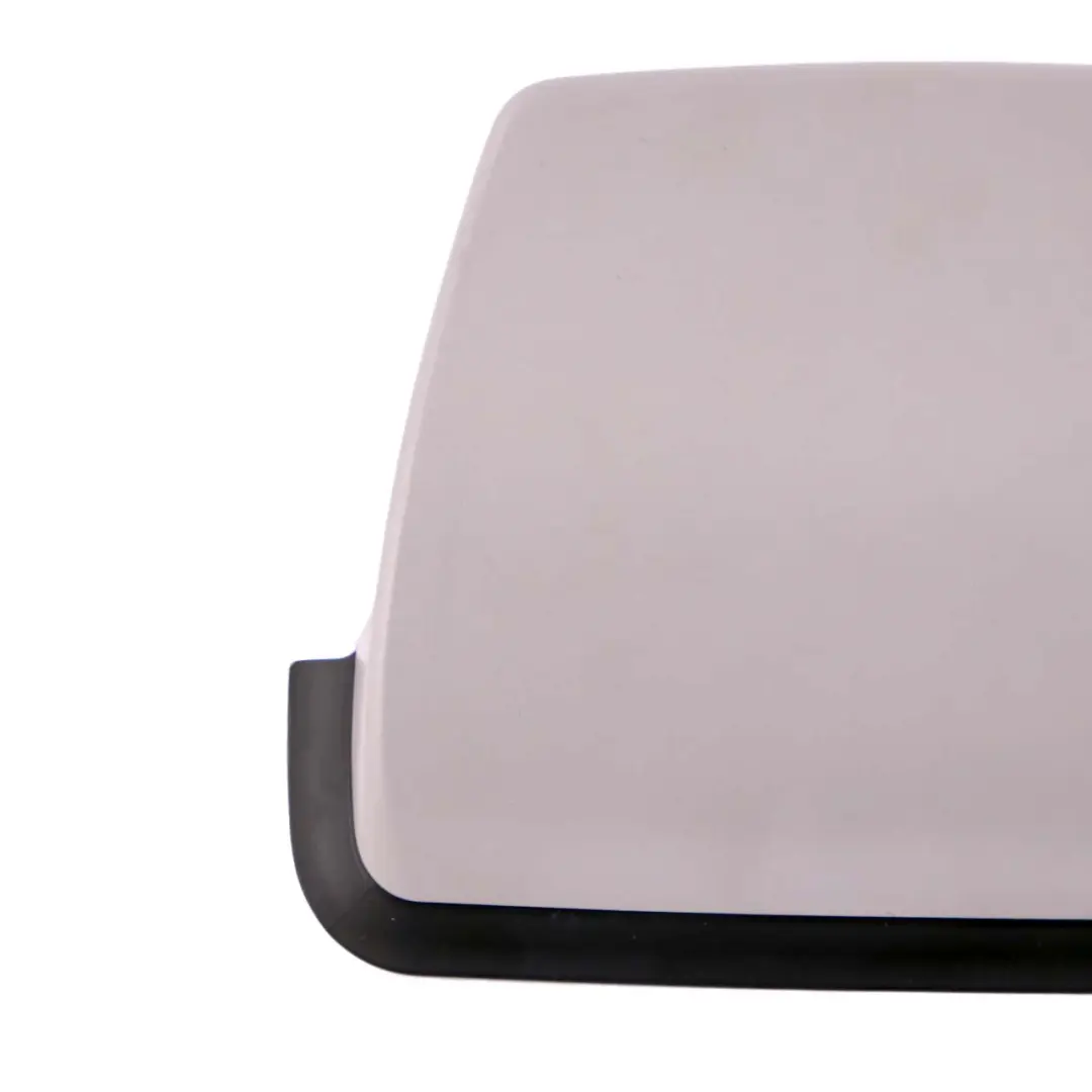 Trzecie Światło Stop Stopu Szare do BMW F30 LCI o numerze 7259881 BMW F30 LCI Trzecie Światło Stop Stopu Szare - SKU 7259881 - Numer Części 7259881