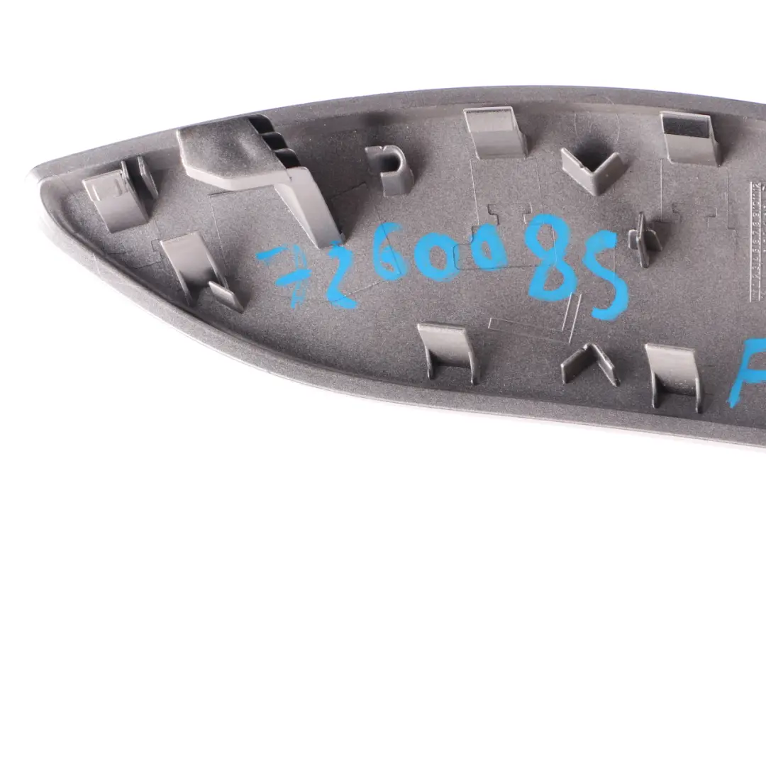 Moldura Interior Manija Puerta Izquierda Plata Satinada para BMW F30 F31 con número de pieza 7260085 BMW F30 F31 Moldura Interior Manija Puerta Izquierda Plata Satinada - SKU 7260085 - Número de pieza 7260085