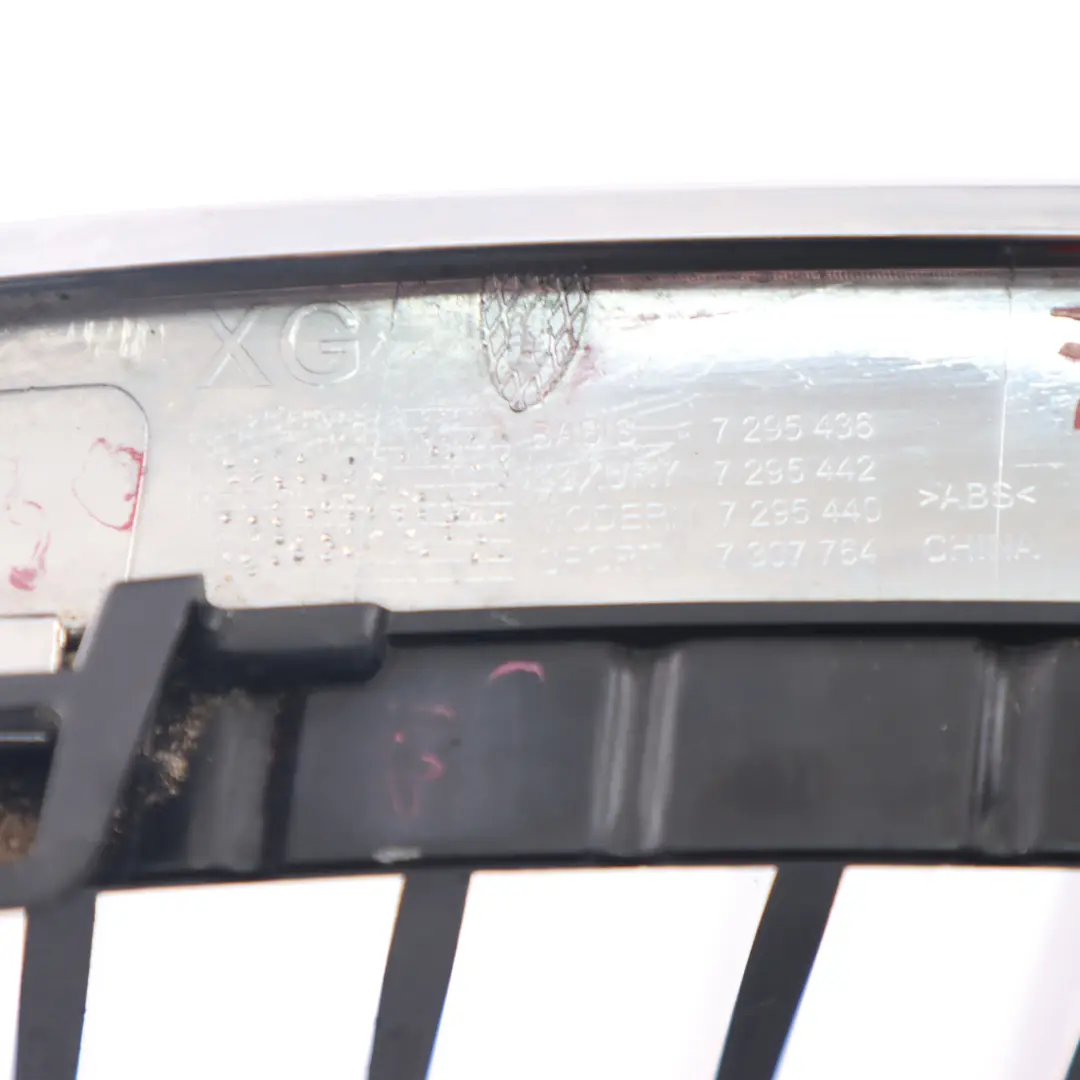 Front Bumper Grille Sport Frame Right O/S Kidney Cover Chrom to BMW F30 F31 with Part number 7260498 BMW F30 F31 Front Bumper Grille Sport Frame Right O/S Kidney Cover Chrom - SKU 7260498-1 - Part number 7260498