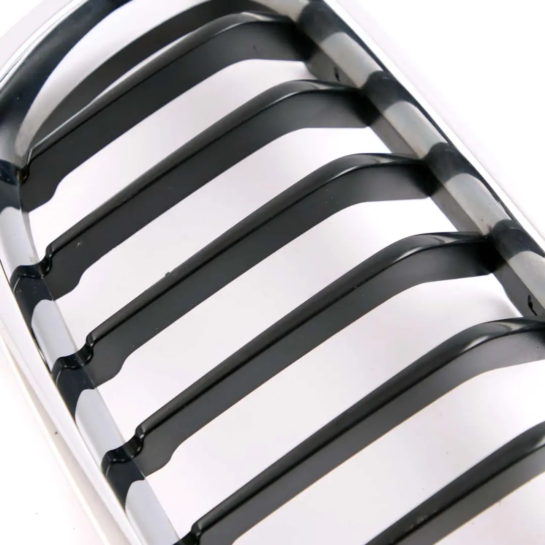 Front Bumper Grille Frame Right O/S Sport Chrome to BMW F30 F31 LCI with Part number 7260498 BMW F30 F31 LCI Front Bumper Grille Frame Right O/S Sport Chrome - SKU 7260498 - Part number 7260498