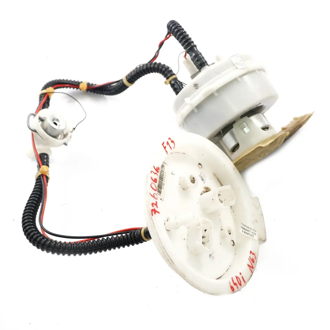 N63 Pompa serbatoio carburante Unità modulo sender 7217062 per BMW F10 F11 F12 F13 con numero di parte 7260636 BMW F10 F11 F12 F13 N63 Pompa serbatoio carburante Unità modulo sender 7217062 - SKU 7260636 - Numero di parte 7260636