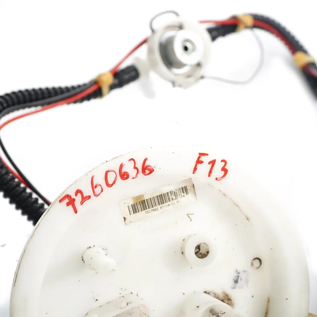 N63 Module d'affichage pompe distribution carburant 7217062 pour BMW F10 F11 F12 F13 à propos du numéro de pièce 7260636 BMW F10 F11 F12 F13 N63 Module d'affichage pompe distribution carburant 7217062 - SKU 7260636 - Numéro de pièce 7260636