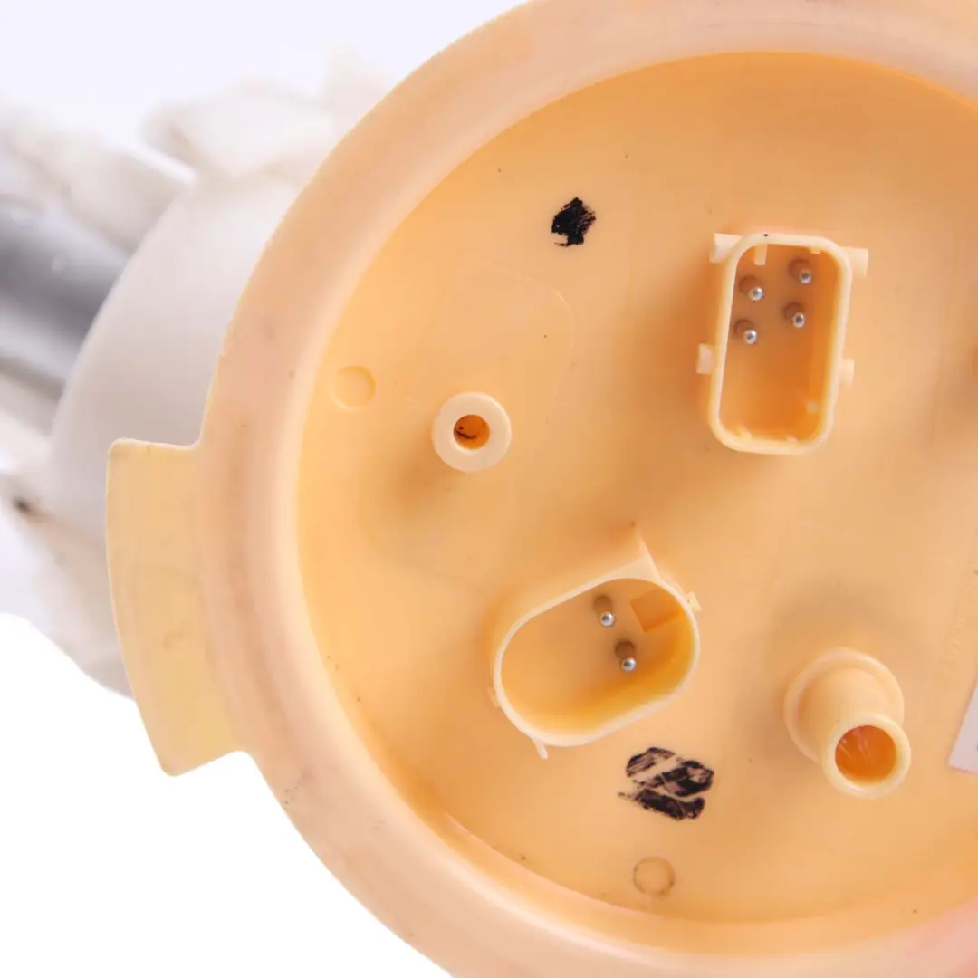 Pump BMW F10 F11 F12 Delivery Unit Module Diesel 7217065 to Fuel Tank with Part number 7260648 Fuel Tank Pump BMW F10 F11 F12 Delivery Unit Module Diesel 7217065 - SKU 7260648 - Part number 7260648