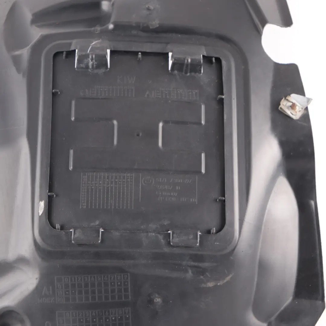 Rueda Delantera Izquierda Panel Cubierta Carcasa Delantera para BMW F30 con número de pieza 7260725 BMW F30 Rueda Delantera Izquierda Panel Cubierta Carcasa Delantera - SKU 7260725-1 - Número de pieza 7260725