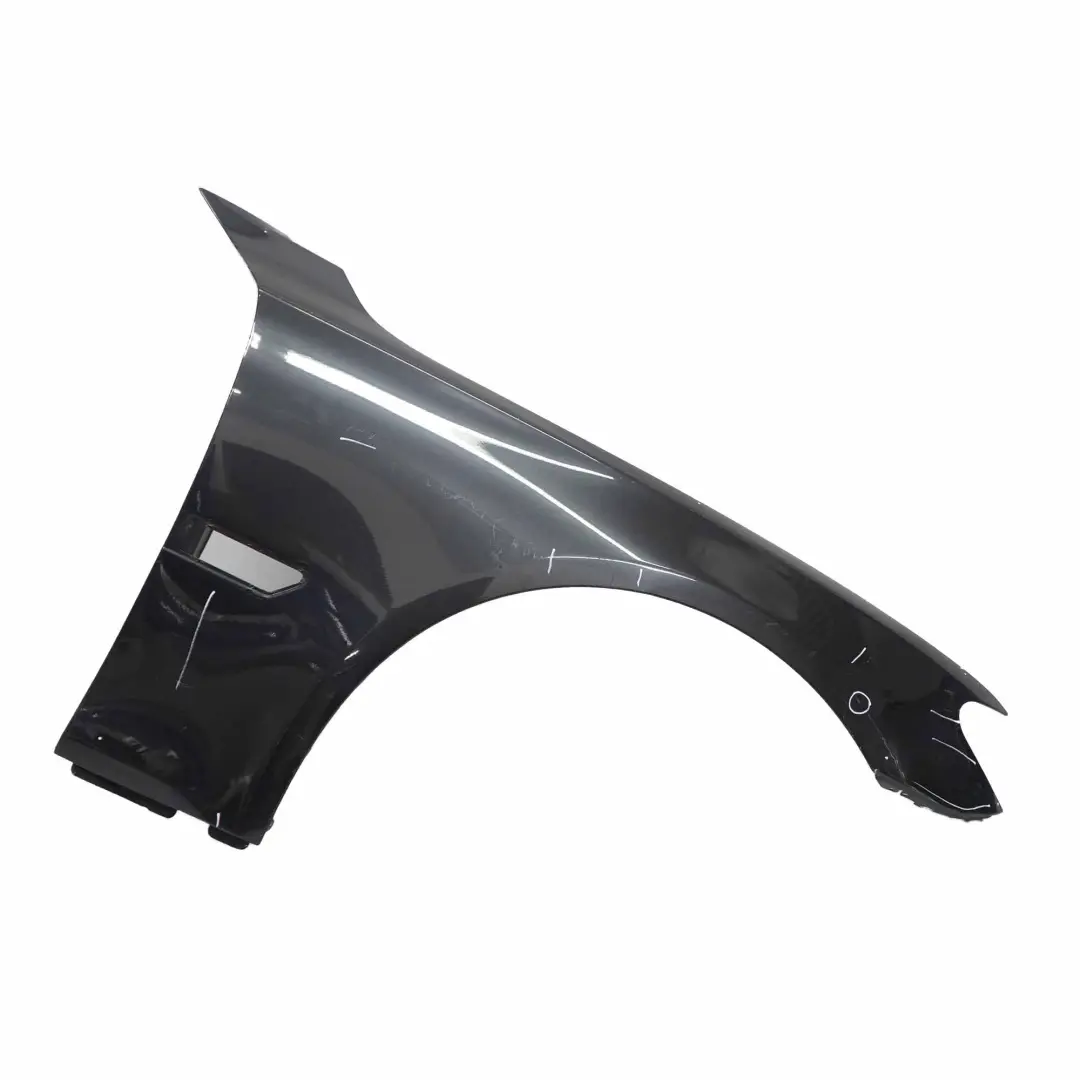 Aile Avant Droite Panneau Latéral Sophistograu Grey Metallic - B90 pour BMW F01 à propos du numéro de pièce 7261462 BMW F01 Aile Avant Droite Panneau Latéral Sophistograu Grey Metallic - B90 - SKU 7261462-SOP - Numéro de pièce 7261462