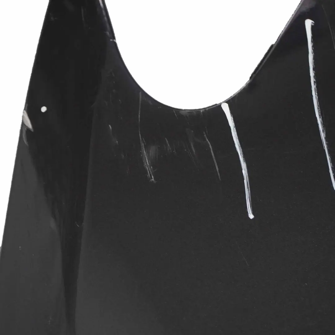 Guardabarros Delantero Panel Lateral Derecho Sophistograu Metallic - B90 para BMW F01 con número de pieza 7261462 BMW F01 Guardabarros Delantero Panel Lateral Derecho Sophistograu Metallic - B90 - SKU 7261462-SOP - Número de pieza 7261462