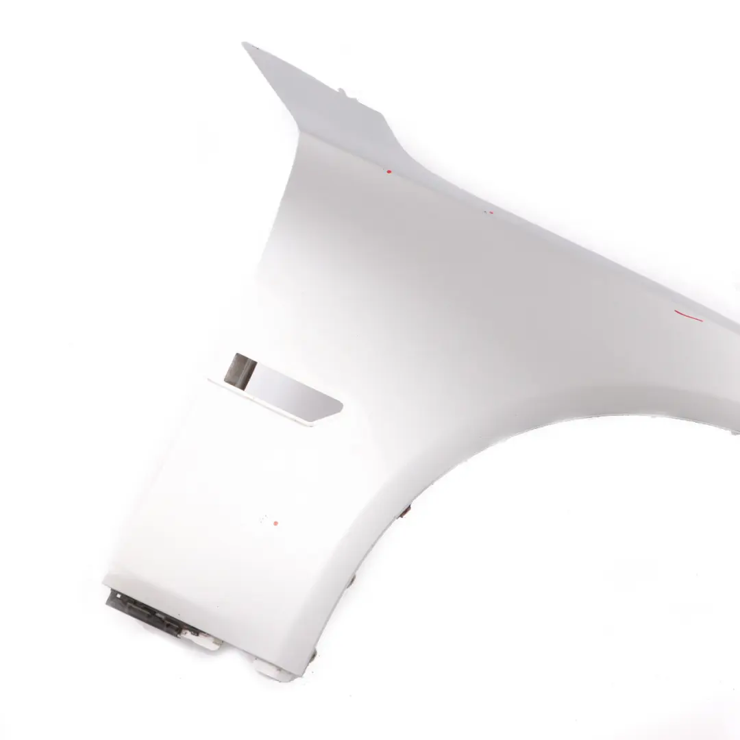 Wing Fender Front Right Side Panel O/S Titansilber Silver Metallic - 354 to BMW F01 with Part number 7261462 BMW F01 Wing Fender Front Right Side Panel O/S Titansilber Silver Metallic - 354 - SKU 7261462-TS - Part number 7261462