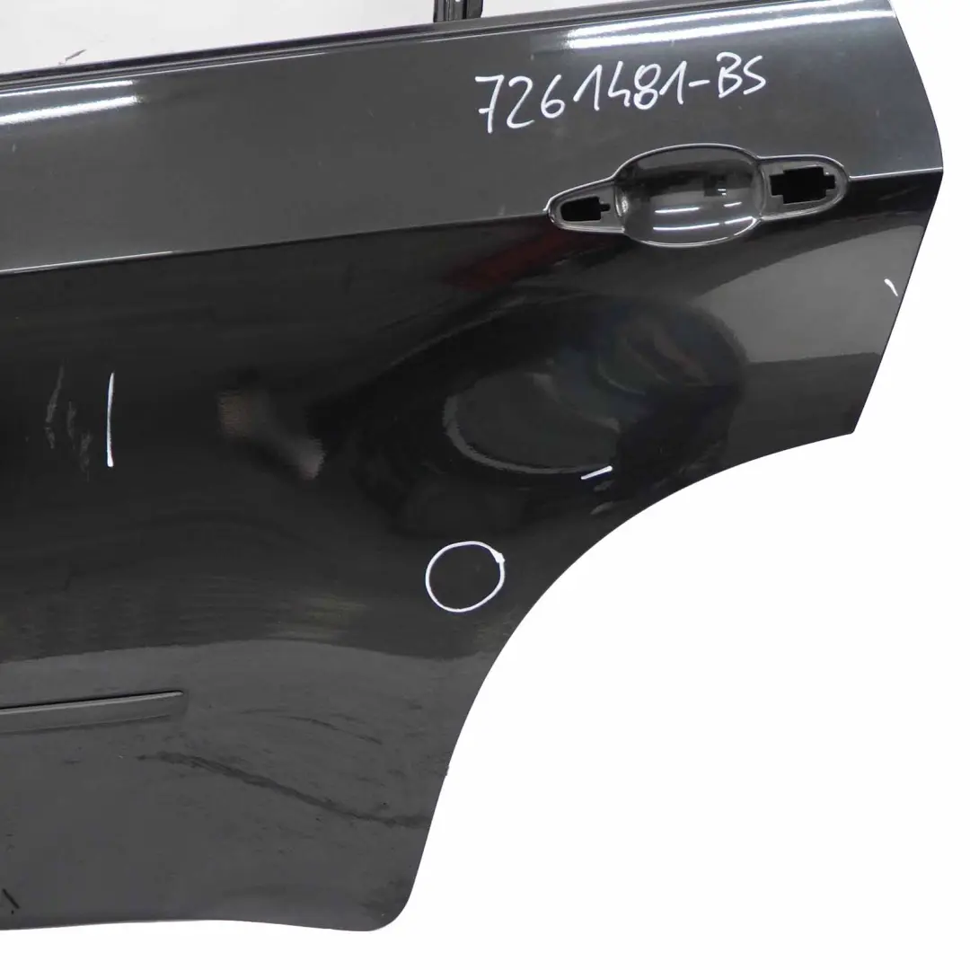 Puerta Trasera Izquierda Negro Zafiro Metalico - 475 para BMW E70 con número de pieza 7261481 BMW E70 Puerta Trasera Izquierda Negro Zafiro Metalico - 475 - SKU 7261481-BS - Número de pieza 7261481
