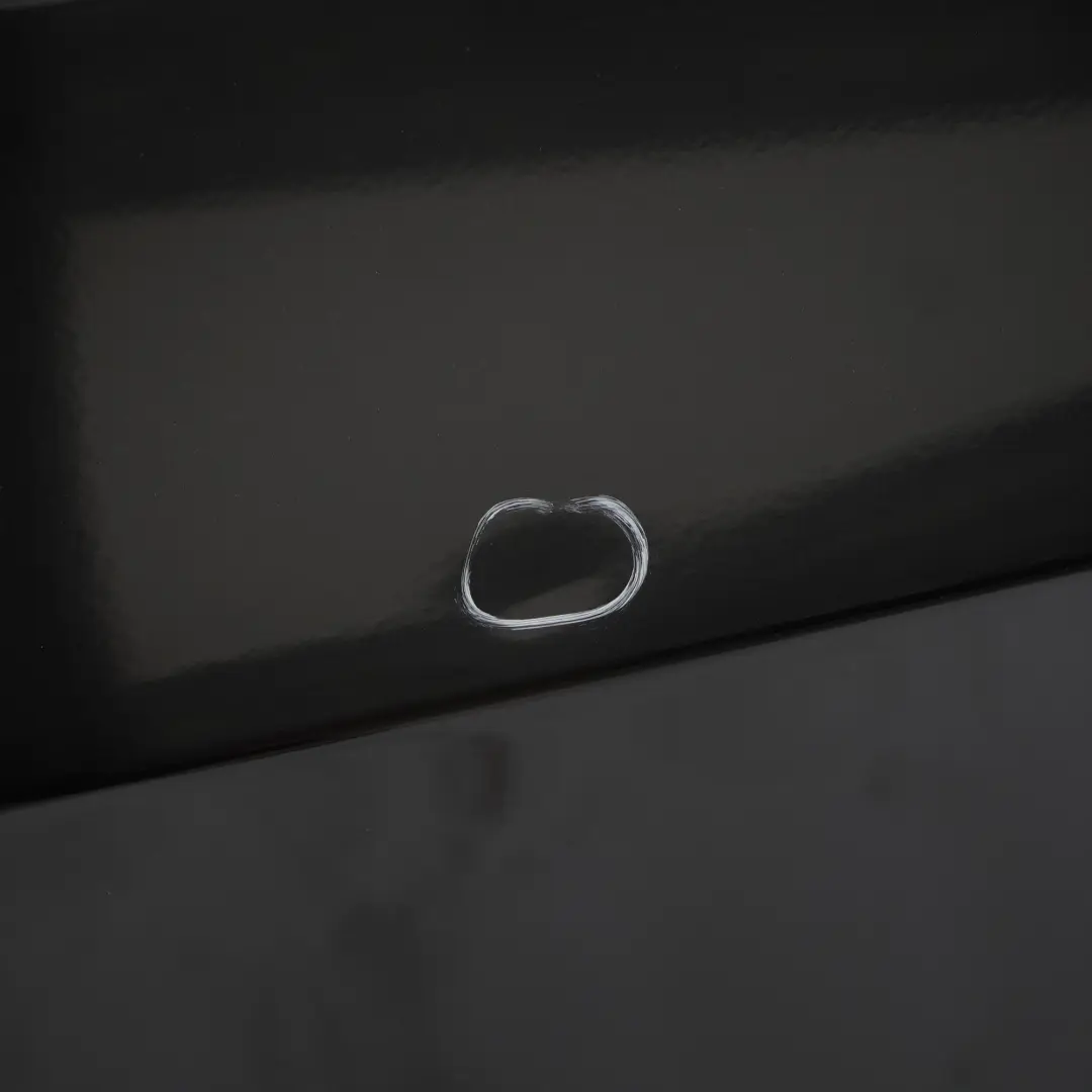 Porta posteriore destra Nero Zaffiro Metallizzato - 475 per BMW X5 E70 con numero di parte 7261482 BMW X5 E70 Porta posteriore destra Nero Zaffiro Metallizzato - 475 - SKU 7261482-BS1 - Numero di parte 7261482