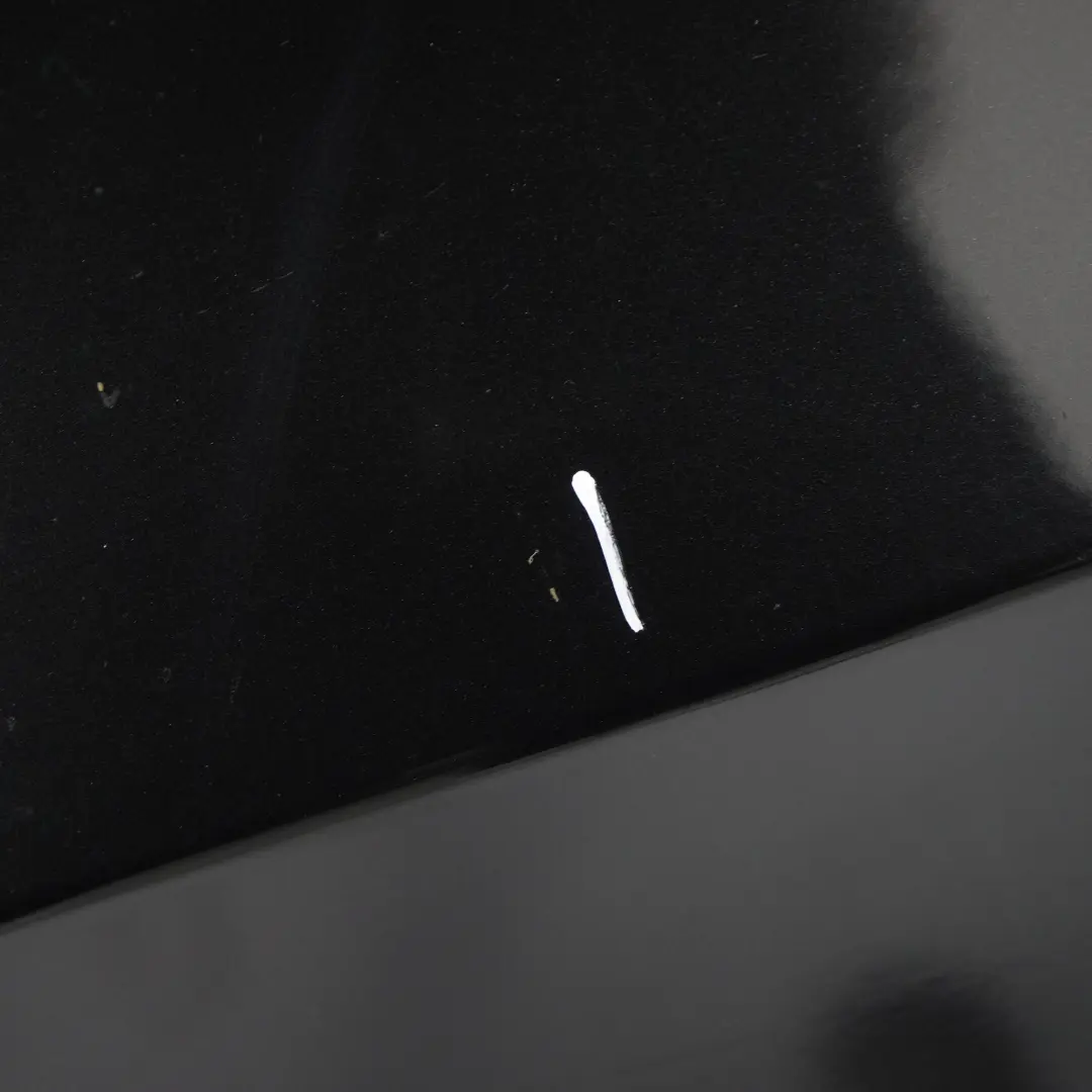 Porta Posteriore Destra Nero Zaffiro Metallizzato - 475 per BMW X5 E70 con numero di parte 7261482 BMW X5 E70 Porta Posteriore Destra Nero Zaffiro Metallizzato - 475 - SKU 7261482-BS3 - Numero di parte 7261482