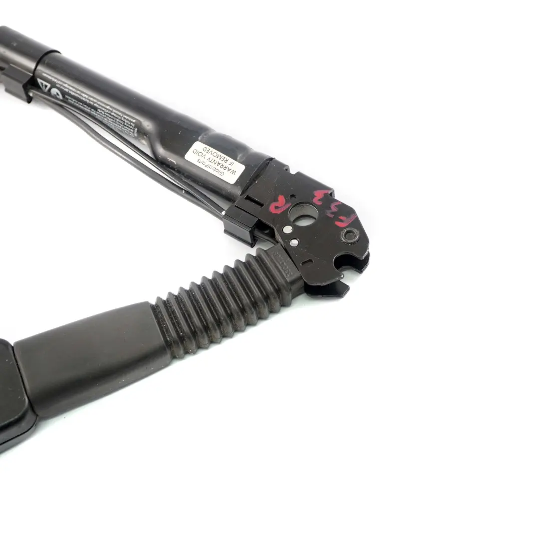 Front Belt Tensioner Buckle Right Seat O/S to BMW F12 F13 F33 with Part number 7261946 BMW F12 F13 F33 Front Belt Tensioner Buckle Right Seat O/S - SKU 7261946 - Part number 7261946