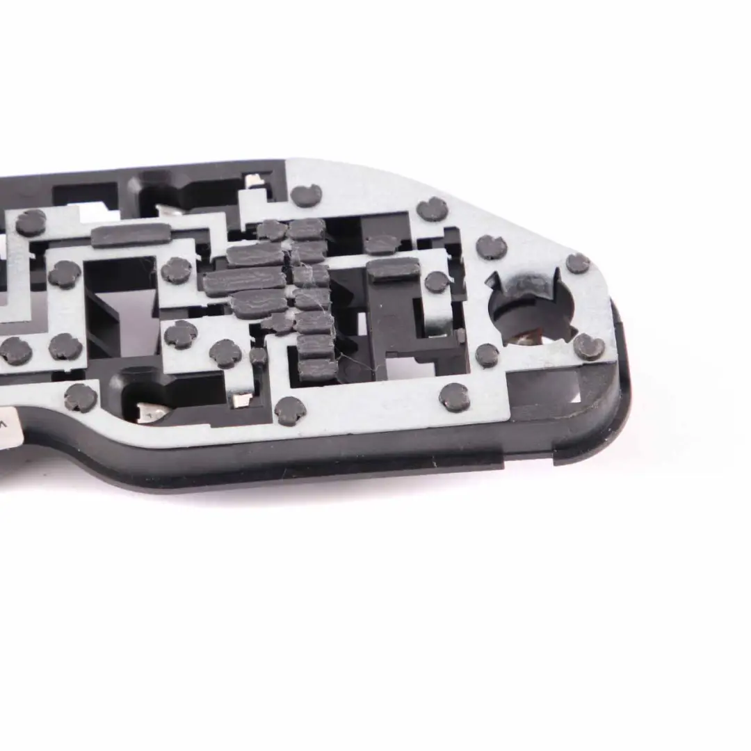 Portalampada Posteriore Sinistro Presa Lampada Laterale per BMW X5 E70 LCI con numero di parte 7262573 BMW X5 E70 LCI Portalampada Posteriore Sinistro Presa Lampada Laterale - SKU 7262573 - Numero di parte 7262573