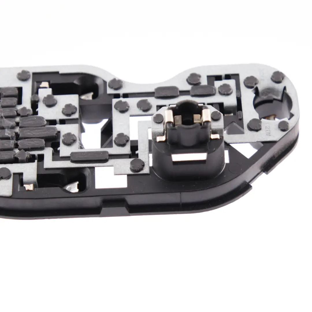 Glühbirnenhalter Hinten Links Lampenfassung Seitenwand für BMW X5 E70 LCI mit Teilenummer 7262573 BMW X5 E70 LCI Glühbirnenhalter Hinten Links Lampenfassung Seitenwand - SKU 7262573 - Teilenummer 7262573