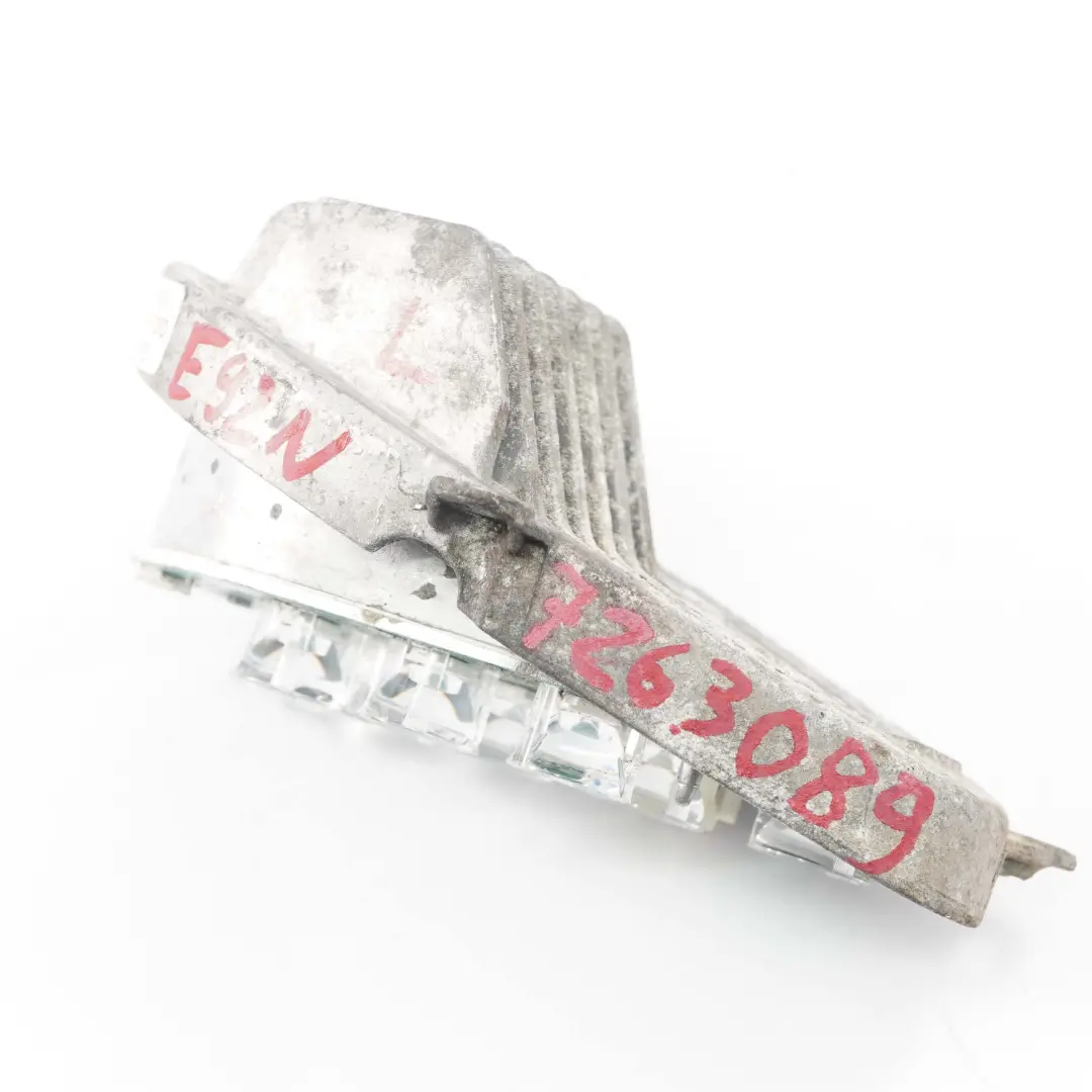 Phares Xénon LED Clignotants Gauche pour BMW E92 E93 LCI à propos du numéro de pièce 7263089 BMW E92 E93 LCI Phares Xénon LED Clignotants Gauche - SKU 7263089 - Numéro de pièce 7263089