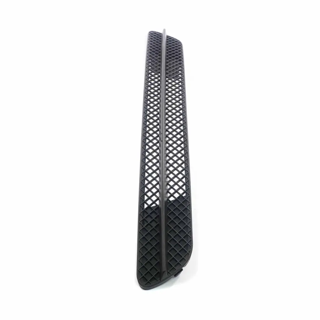 Front Bumper Lower Centre Mesh Grid Grille Panelling to BMW E82 E88 with Part number 7263119 BMW E82 E88 Front Bumper Lower Centre Mesh Grid Grille Panelling - SKU 7263119 - Part number 7263119