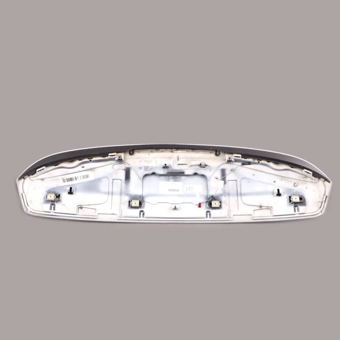 Embellecedor Maletero Tapa Portón Trasero Blanco Mineral Metalizado A96 para BMW F31 con número de pieza 7263168 BMW F31 Embellecedor Maletero Tapa Portón Trasero Blanco Mineral Metalizado A96 - SKU 7263168-MW - Número de pieza 7263168