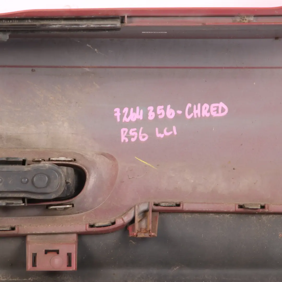 Zderzak Tylny Chili Red - 851 do Mini R56 R57 LCI o numerze 7264356 Mini R56 R57 LCI Zderzak Tylny Chili Red - 851 - SKU 7264356-CHRED2 - Numer Części 7264356