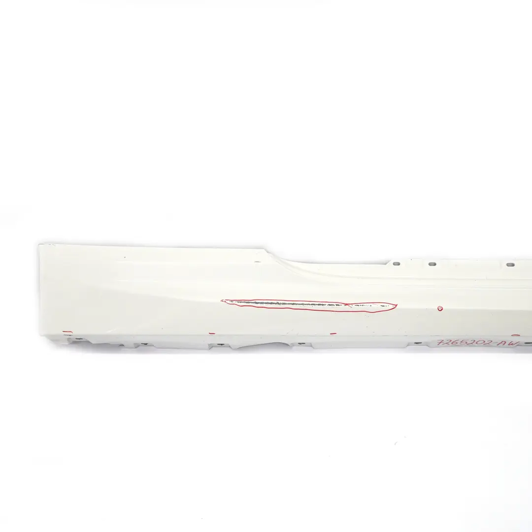 Side Skirt M Sport Sill Cover Panel Right O/S Alpinweiss - 300 to BMW F12 F13 with Part number 7265202 BMW F12 F13 Side Skirt M Sport Sill Cover Panel Right O/S Alpinweiss - 300 - SKU 7265202-AW - Part number 7265202
