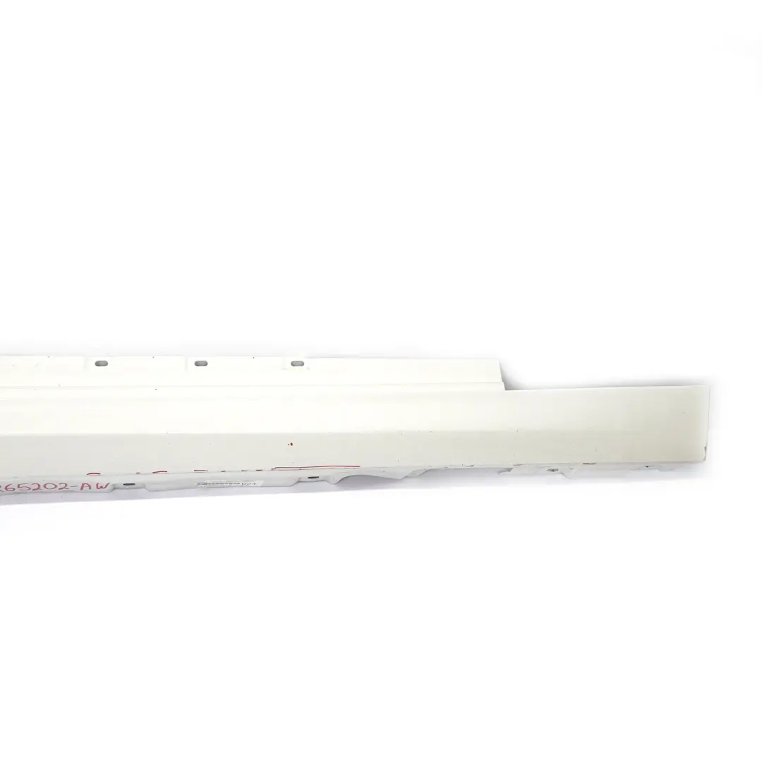 Jupe latérale M Sport Plaque de seuil droite Alpinweiss - 300 pour BMW F12 F13 à propos du numéro de pièce 7265202 BMW F12 F13 Jupe latérale M Sport Plaque de seuil droite Alpinweiss - 300 - SKU 7265202-AW - Numéro de pièce 7265202