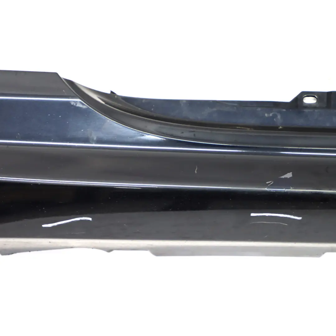 Minigonna laterale M Sport Pannello destro Carbonschwarz - 416 per BMW F12 F13 con numero di parte 7265202 BMW F12 F13 Minigonna laterale M Sport Pannello destro Carbonschwarz - 416 - SKU 7265202-CAR - Numero di parte 7265202