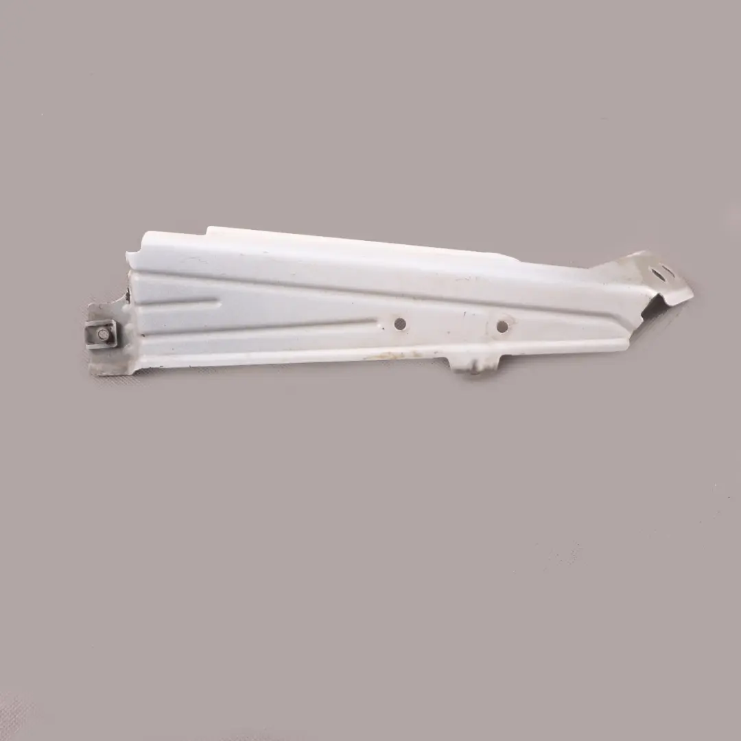 Support d'aile panneau latéral inférieur avant Alpine White - 300 pour BMW X3 F25 à propos du numéro de pièce 7267326 BMW X3 F25 Support d'aile panneau latéral inférieur avant Alpine White - 300 - SKU 7267326-AW - Numéro de pièce 7267326