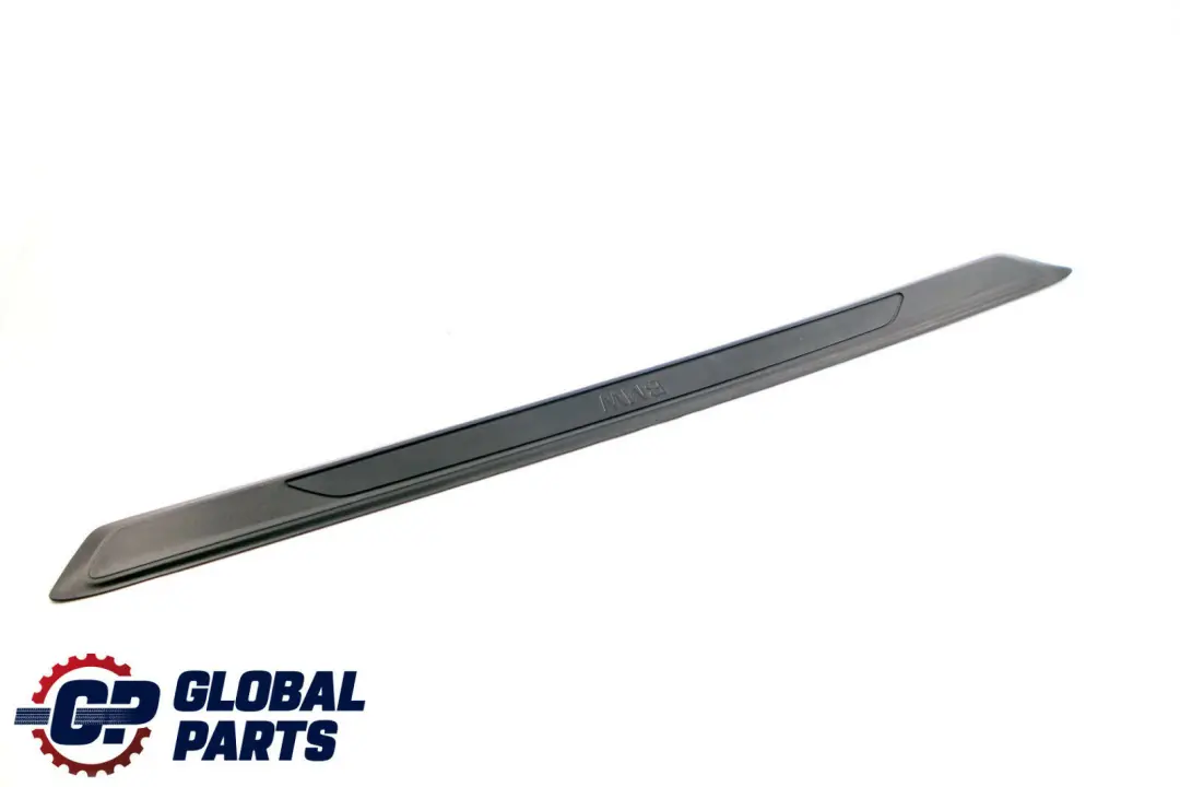 Tapa Tira Entrada para BMW F21 F22 con número de pieza 7267917 BMW F21 F22 Tapa Tira Entrada - SKU 7267917 - Número de pieza 7267917