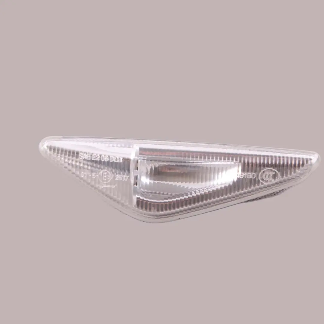 Indicatore Luminoso Lampeggiante BMW X3 F25 Parafango Anteriore Sinistro per con numero di parte 7267977 Indicatore Luminoso Lampeggiante BMW X3 F25 Parafango Anteriore Sinistro - SKU 7267977 - Numero di parte 7267977