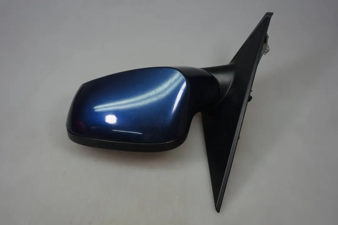 Heated Left Wing Mirror N/S Tiefseeblau Deep Sea Blue to BMW 1 Series E87 LCI with Part number 7268125 BMW 1 Series E87 LCI Heated Left Wing Mirror N/S Tiefseeblau Deep Sea Blue - SKU 7268125-DSB - Part number 7268125