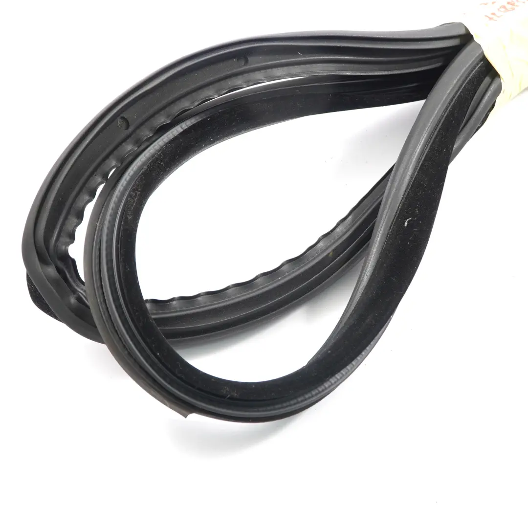 Guarnizione della porta Weatherstrip anteriore sinistro per BMW F13 con numero di parte 7268799 BMW F13 Guarnizione della porta Weatherstrip anteriore sinistro - SKU 7268799 - Numero di parte 7268799