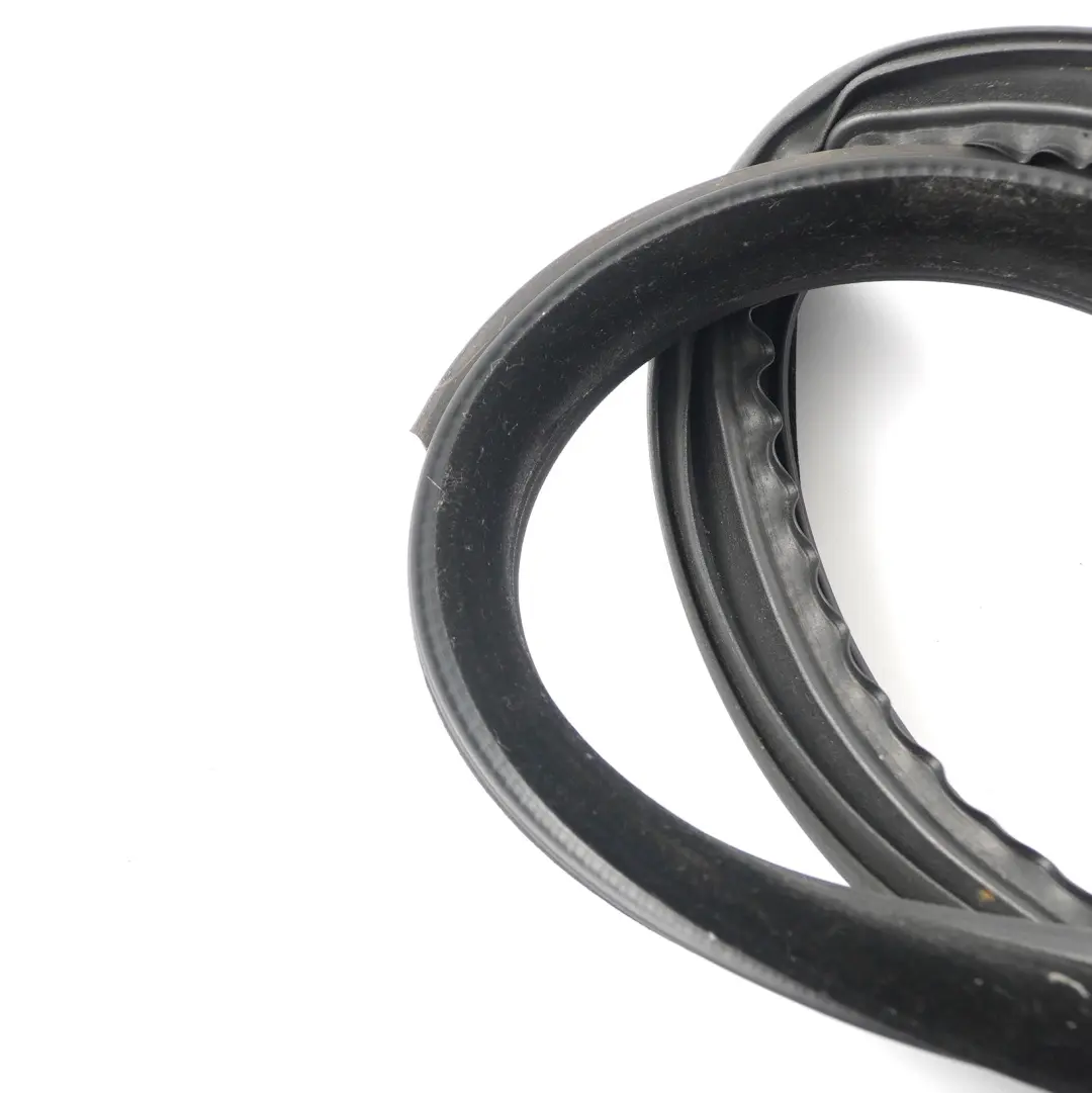 Joint d'étanchéité de porte avant gauche pour BMW F13 à propos du numéro de pièce 7268799 BMW F13 Joint d'étanchéité de porte avant gauche - SKU 7268799 - Numéro de pièce 7268799