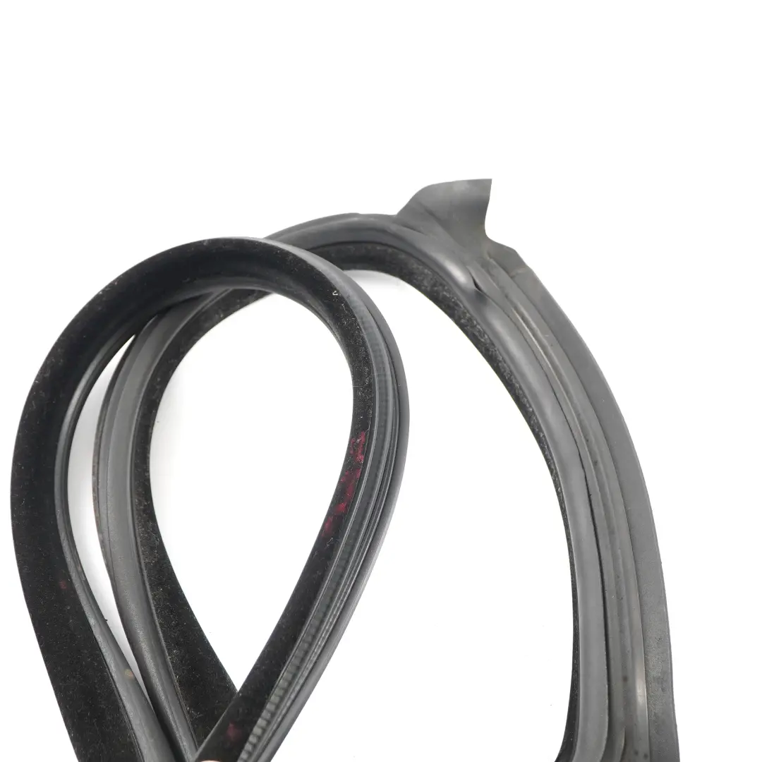 Drivers Right Front Door Weather Seal to BMW 6 Series F13 Coupe with Part number 7268800 BMW 6 Series F13 Coupe Drivers Right Front Door Weather Seal - SKU 7268800 - Part number 7268800