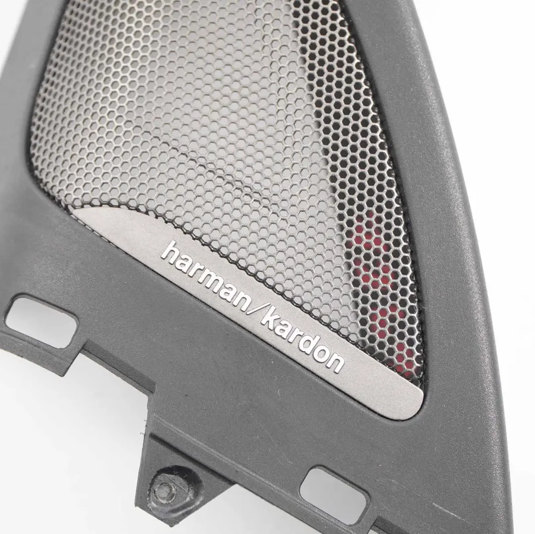 Moulure d'angle Interieur Gauche Hi-Fi Harman Kardon pour BMW F21 F22 F23 à propos du numéro de pièce 7269361 BMW F21 F22 F23 Moulure d'angle Interieur Gauche Hi-Fi Harman Kardon - SKU 7269361-2 - Numéro de pièce 7269361