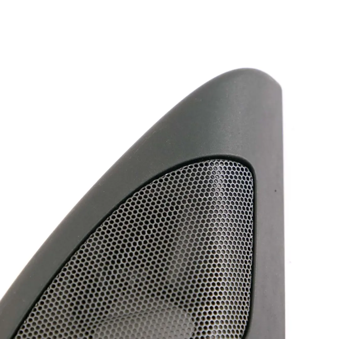 Moulure d'angle Interieur Droit Hi-Fi Harman Kardon pour BMW F21 F22 F23 à propos du numéro de pièce 7269362 BMW F21 F22 F23 Moulure d'angle Interieur Droit Hi-Fi Harman Kardon - SKU 7269362-1 - Numéro de pièce 7269362