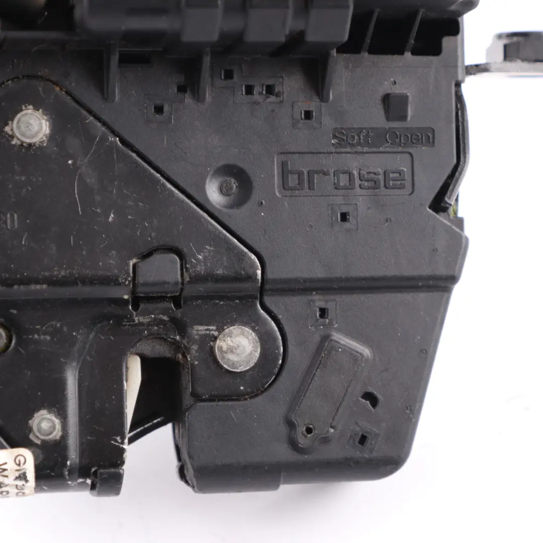 Serrure de coffre BMW F31 F10 F01 F15 X5 Loquet coffre arrière supérieur pour à propos du numéro de pièce 7269543 Serrure de coffre BMW F31 F10 F01 F15 X5 Loquet coffre arrière supérieur - SKU 7269543-3 - Numéro de pièce 7269543