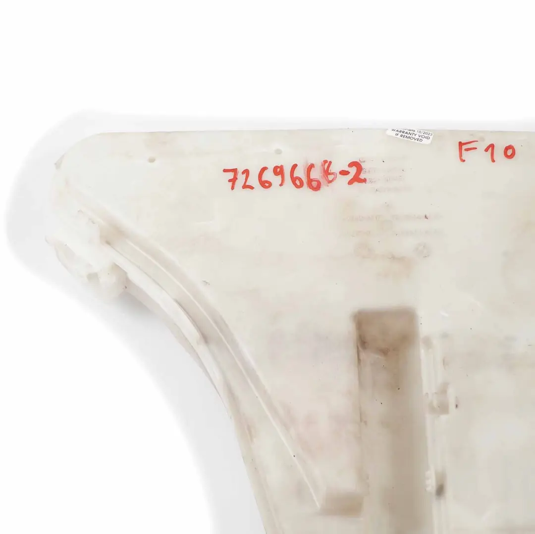 Zbiornik Płynu Spryskiwacza 7196949 do BMW F10 F07 GT o numerze 7269668 BMW F10 F07 GT Zbiornik Płynu Spryskiwacza 7196949 - SKU 7269668-2 - Numer Części 7269668