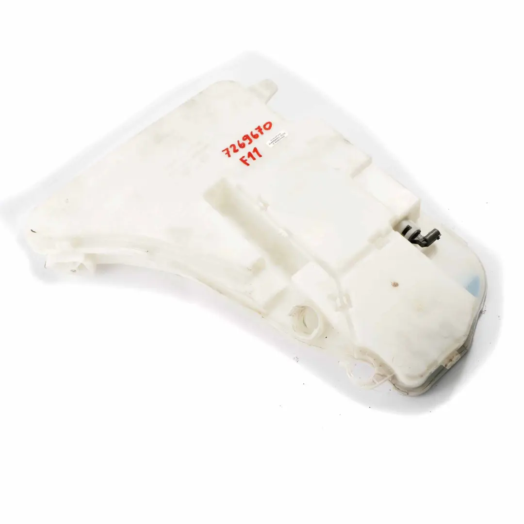 Zbiornik Płynu Spryskiwaczy do BMW F10 o numerze 7269670 BMW F10 Zbiornik Płynu Spryskiwaczy - SKU 7269670 - Numer Części 7269670