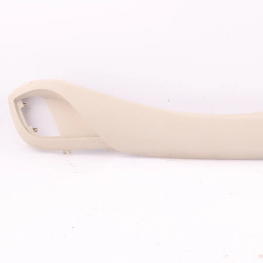 Trim BMW F12 Front Seat Left N/S Backrest Outer Trim Elfenbeinweiss to Seat with Part number 7269677 Seat Trim BMW F12 Front Seat Left N/S Backrest Outer Trim Elfenbeinweiss - SKU 7269677 - Part number 7269677