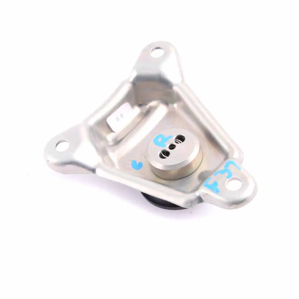 Uchwyt Mocowanie Bagażnika Prawy Tył Tylny do BMW F31 o numerze 7269882 BMW F31 Uchwyt Mocowanie Bagażnika Prawy Tył Tylny - SKU 7269882 - Numer Części 7269882