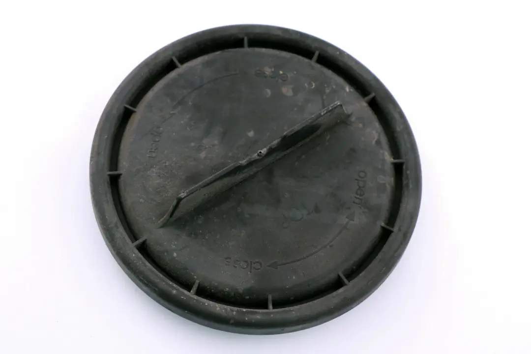 Tappo Fari Anabbaglianti 1305219121 per Mini Cooper One R55 R56 R59 LCI con numero di parte 7270076 Mini Cooper One R55 R56 R59 LCI Tappo Fari Anabbaglianti 1305219121 - SKU 7270076 - Numero di parte 7270076