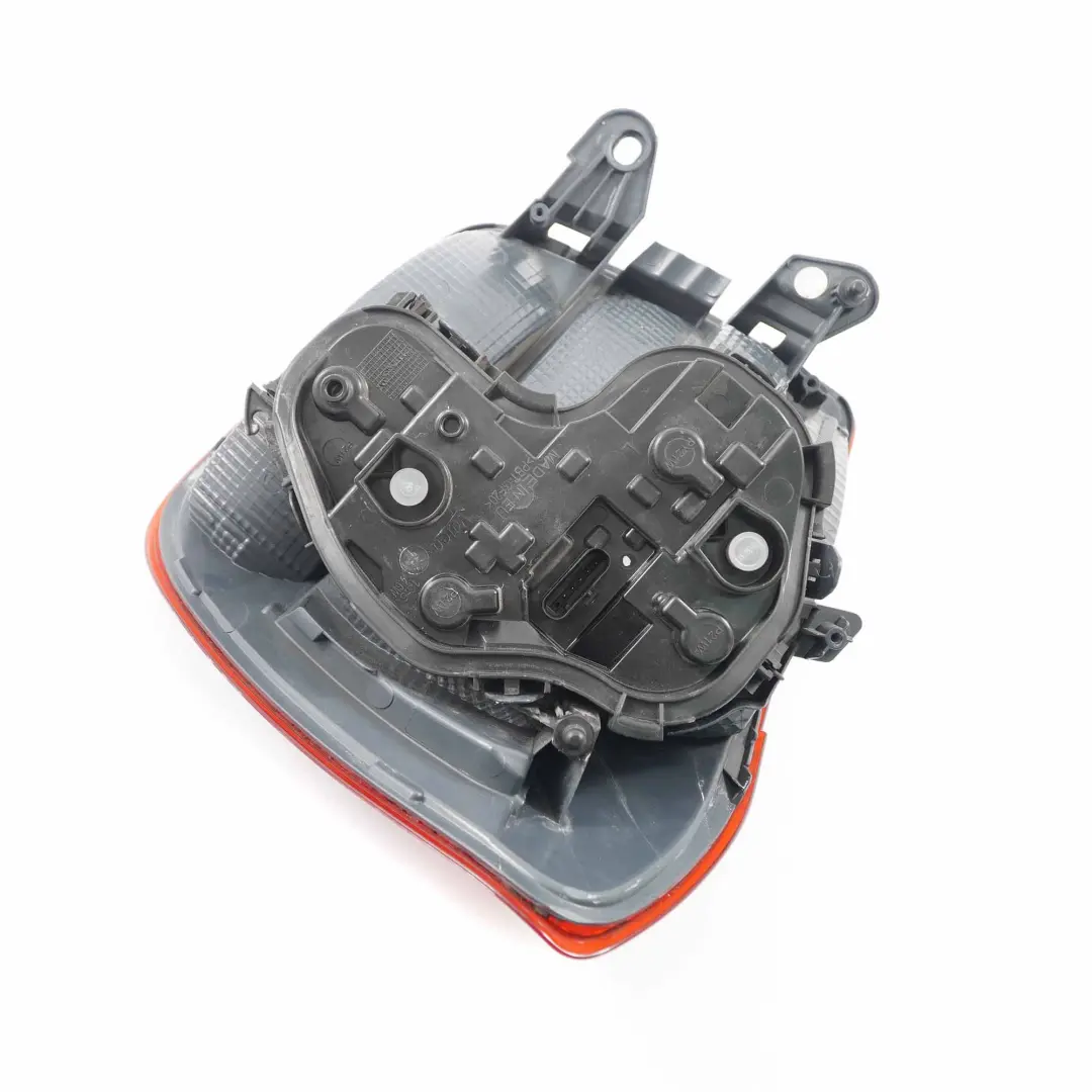 Feu Arrière BMW F20 F21 Feu Arrière Blanc Clignotant Gauche pour à propos du numéro de pièce 7270097 Feu Arrière BMW F20 F21 Feu Arrière Blanc Clignotant Gauche - SKU 7270097-4 - Numéro de pièce 7270097