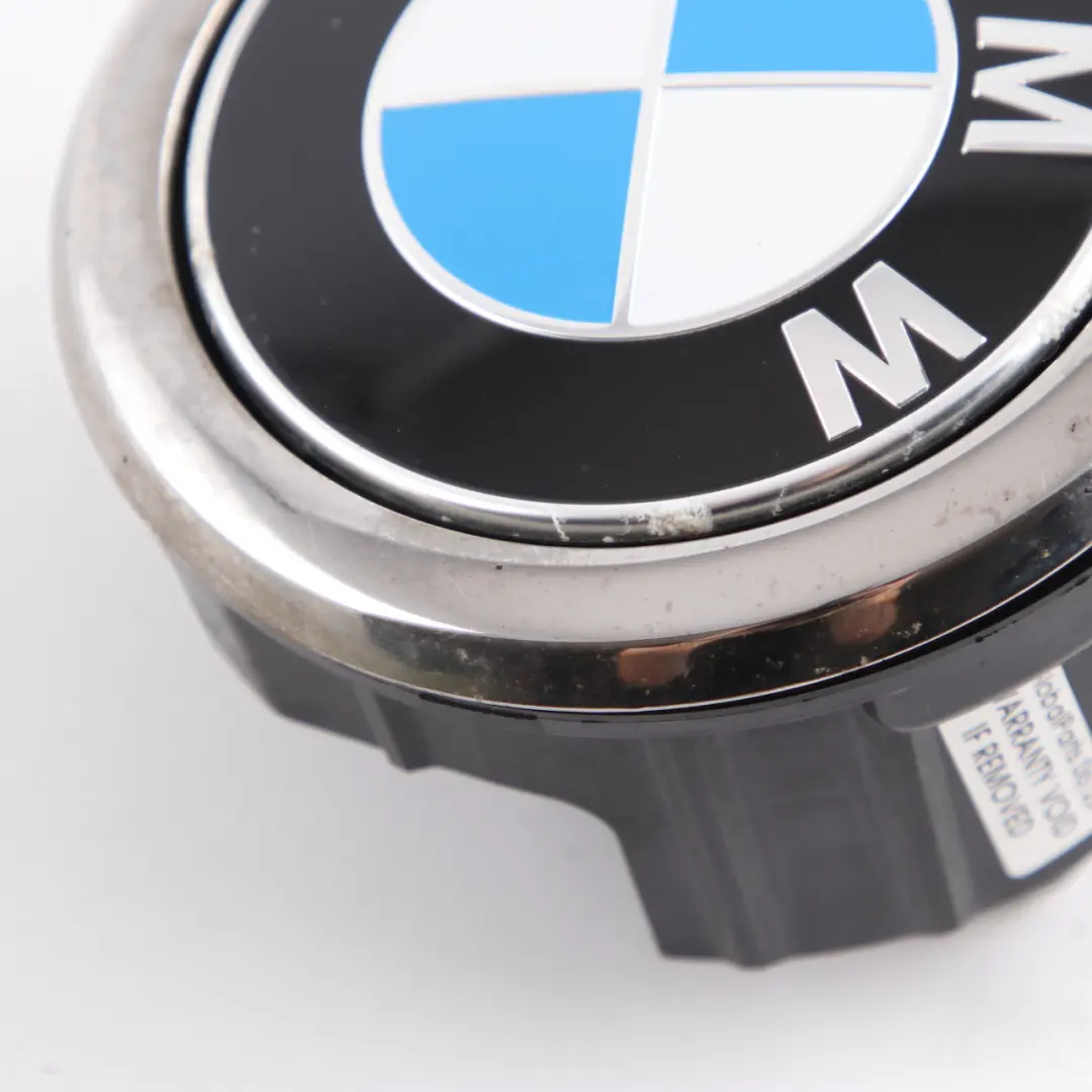Emblema bagagliaio BMW F20 F21 Pulsante coperchio apertura posteriore per con numero di parte 7270728 Emblema bagagliaio BMW F20 F21 Pulsante coperchio apertura posteriore - SKU 7270728-12 - Numero di parte 7270728