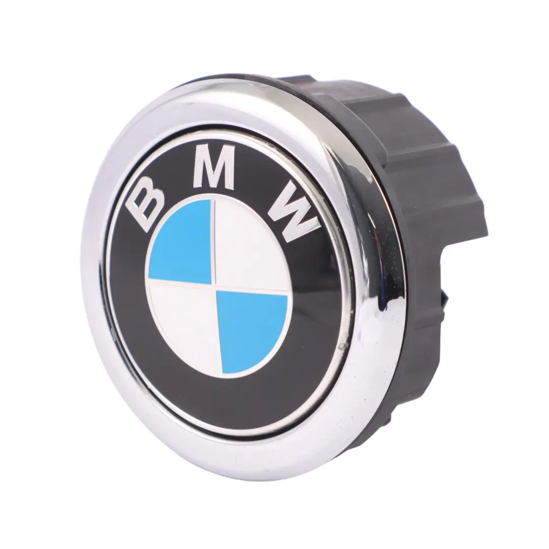 Emblema BMW F20 F21 G02 Cofano Del Bagagliaio Pulsante Posteriore per con numero di parte 7270728 Emblema BMW F20 F21 G02 Cofano Del Bagagliaio Pulsante Posteriore - SKU 7270728-1 - Numero di parte 7270728