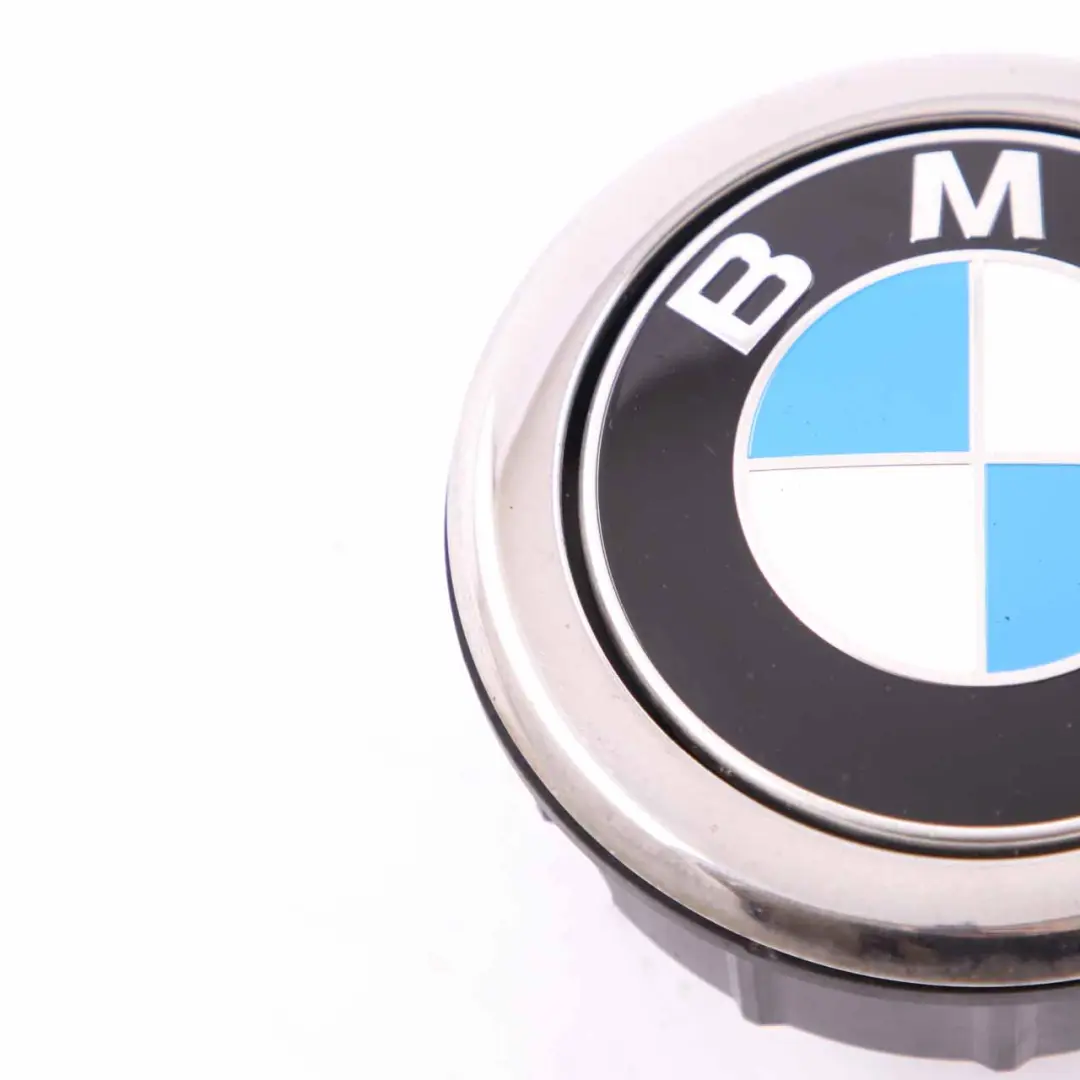 Bootlid Trunk Lid Emblem Button Rear to BMW 1 Series F20 F21 LCI with Part number 7270728 BMW 1 Series F20 F21 LCI Bootlid Trunk Lid Emblem Button Rear - SKU 7270728-2 - Part number 7270728