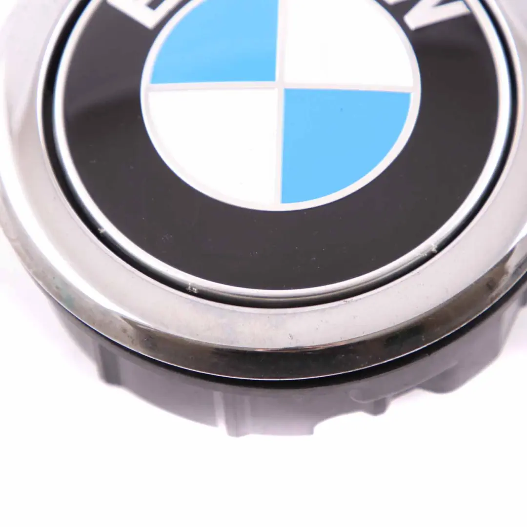 Bootlid Trunk Lid Emblem Button Rear to BMW F20 F21 LCI with Part number 7270728 BMW F20 F21 LCI Bootlid Trunk Lid Emblem Button Rear - SKU 7270728-3 - Part number 7270728