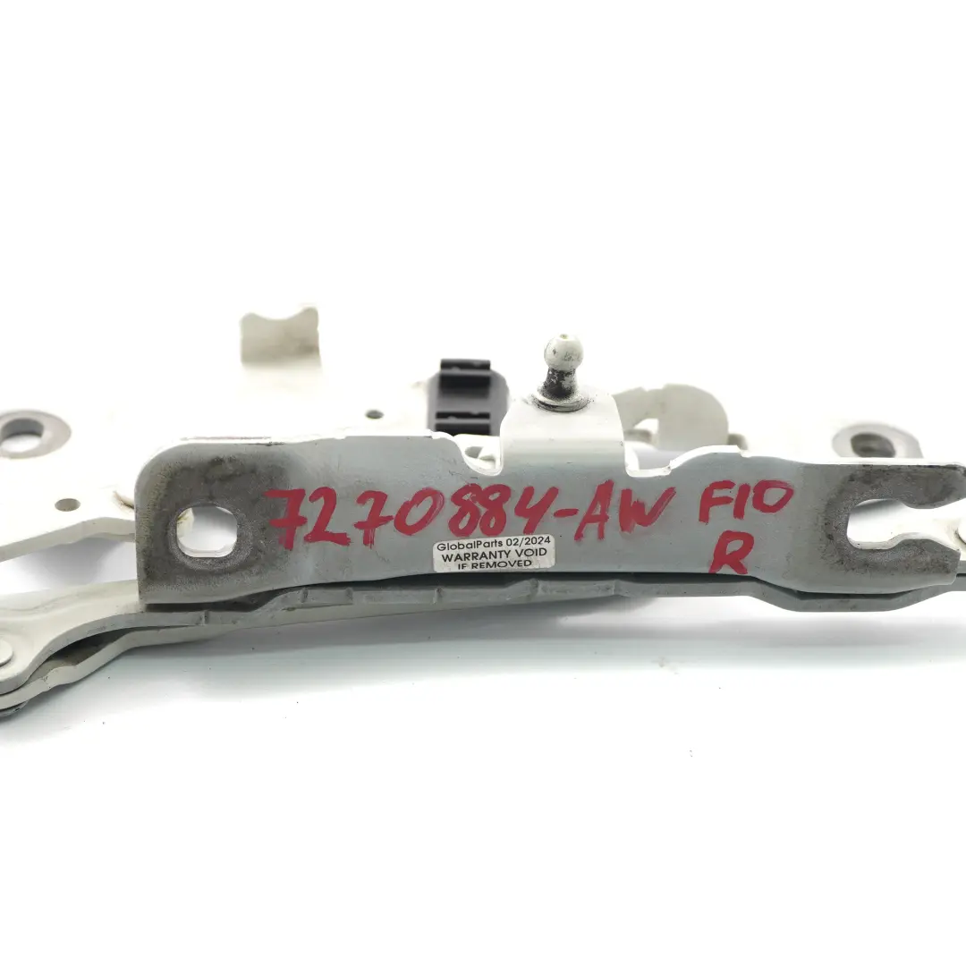 Charnière de capot BMW F10 F11 Capot moteur droit Alpinweiss 3 - 300 7249888 pour à propos du numéro de pièce 7270884 Charnière de capot BMW F10 F11 Capot moteur droit Alpinweiss 3 - 300 7249888 - SKU 7270884-AW - Numéro de pièce 7270884