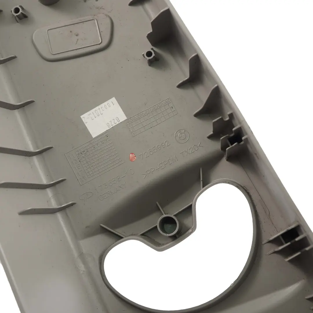 B-S?ule Apertura Copertura Superiore Destro Everestgrau Grigio 7265992 per BMW F21 con numero di parte 7271424 BMW F21 B-S?ule Apertura Copertura Superiore Destro Everestgrau Grigio 7265992 - SKU 7271424 - Numero di parte 7271424